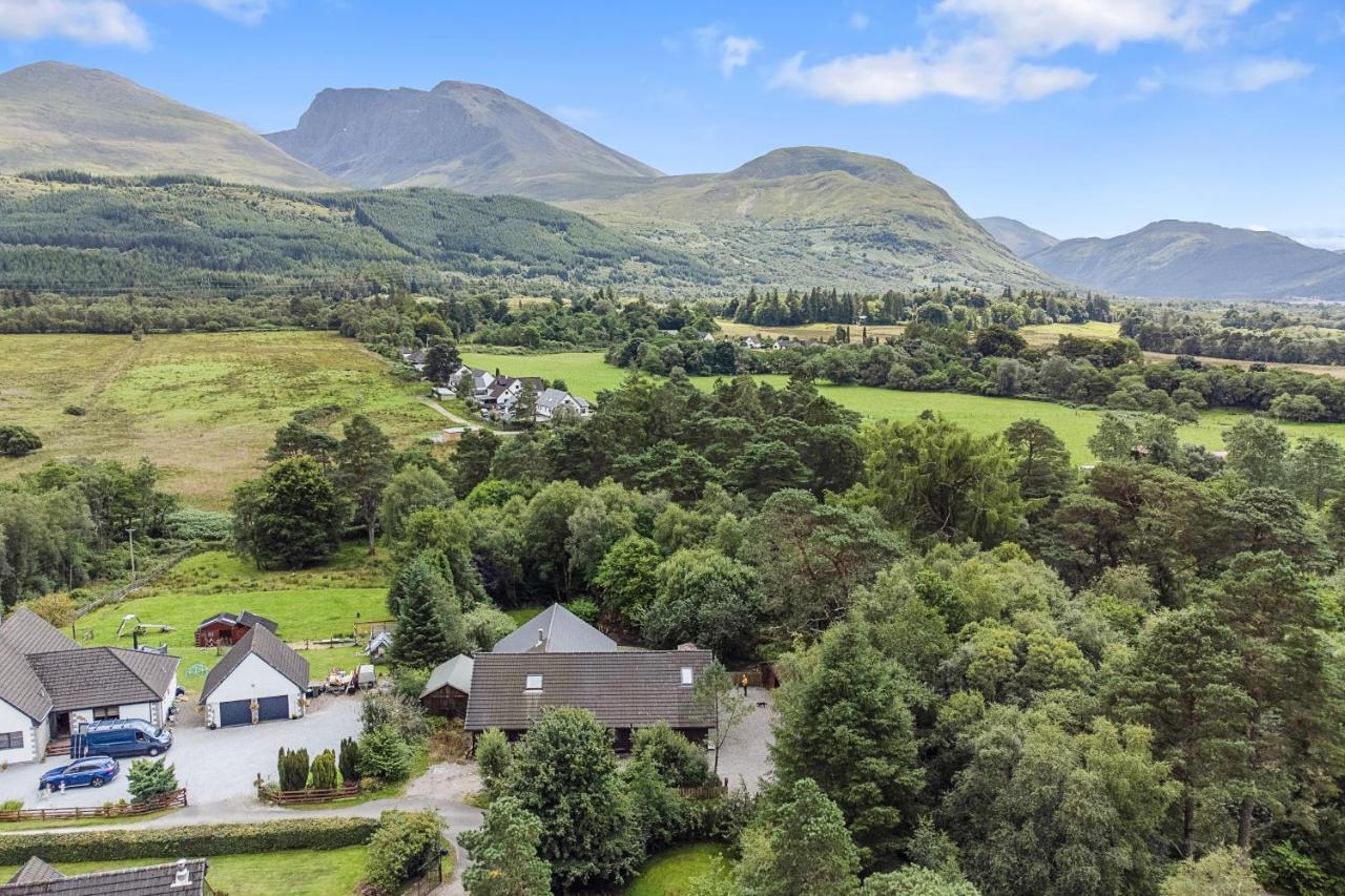 Villa Finest Retreats - The Logs à Fort William Extérieur photo